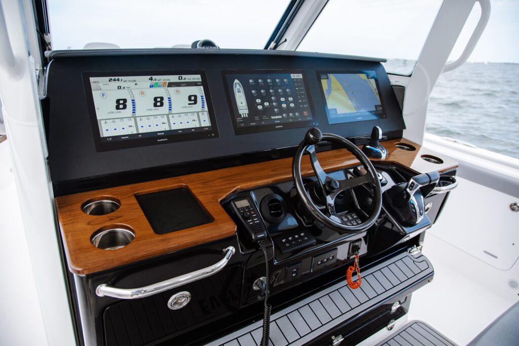730 Boat center console for everglades boats