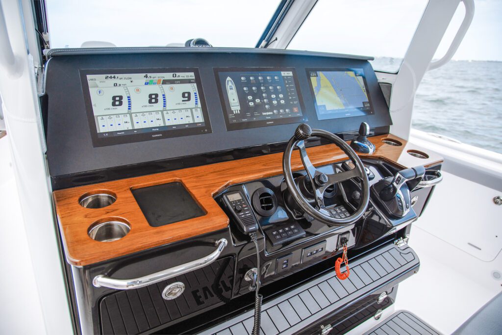 730 Boat center console for everglades boats