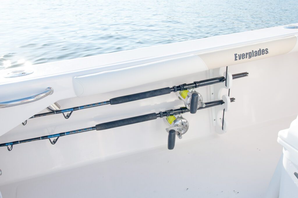 everglades_243cc_exterior_rod holders_RG1_3221 243cc exterior rod holders